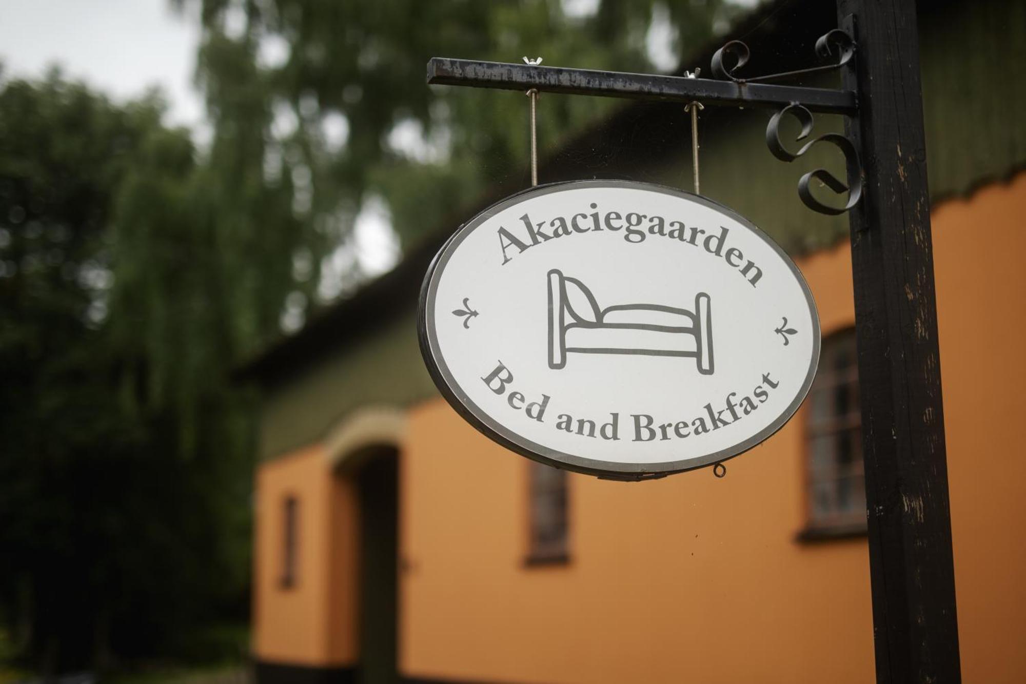 Akaciegaarden Bed & Breakfast Harlev  Екстериор снимка