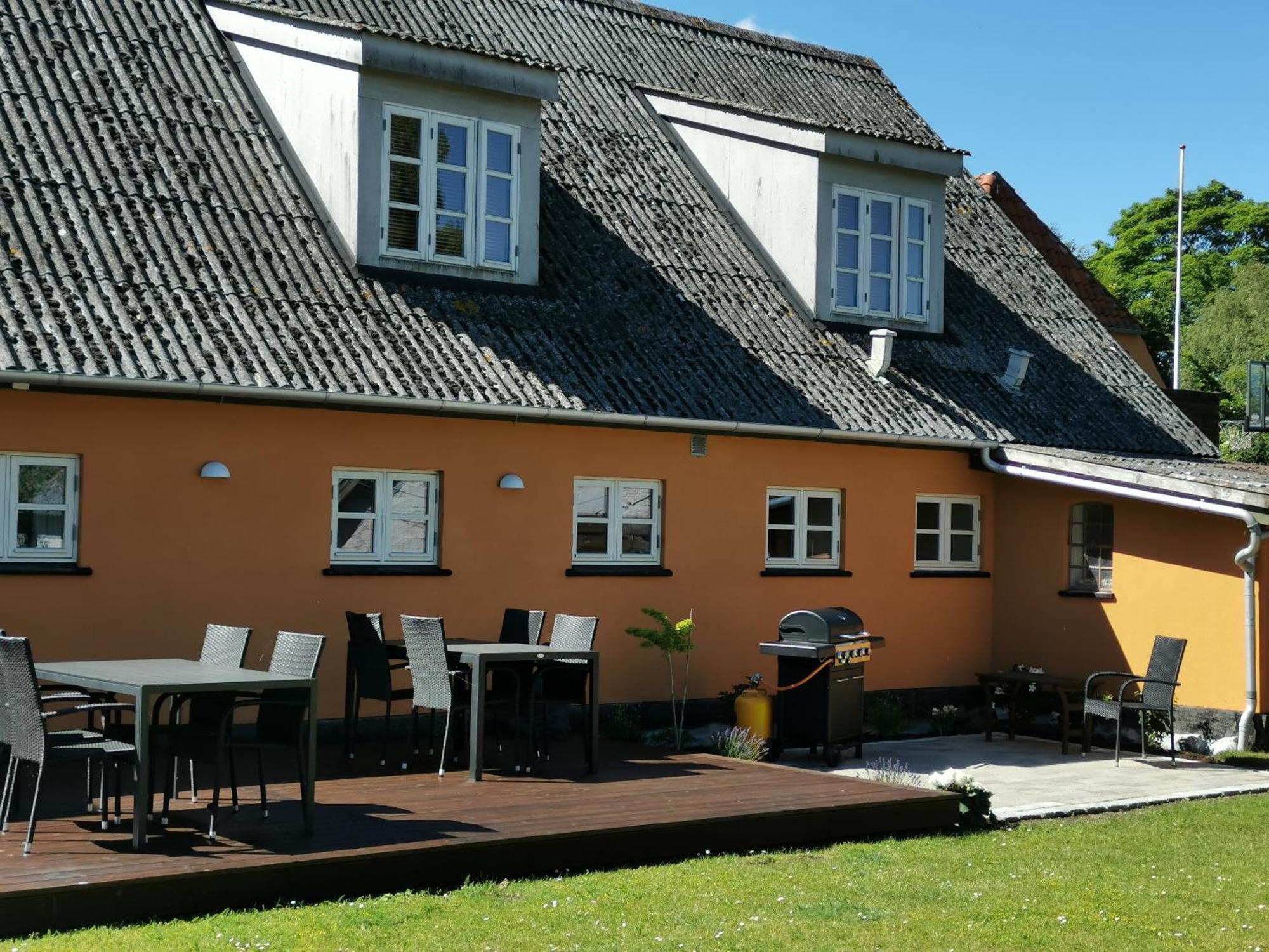 Akaciegaarden Bed & Breakfast Harlev  Екстериор снимка